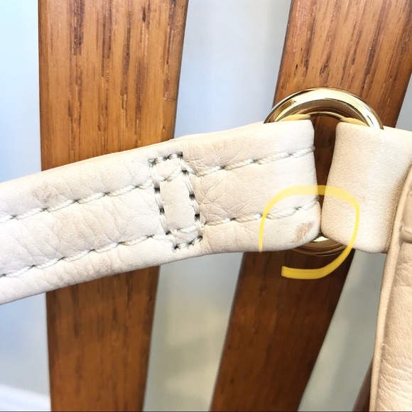 Marc by Marc Jacobs Off White Wristlet - Picture 3 of 10